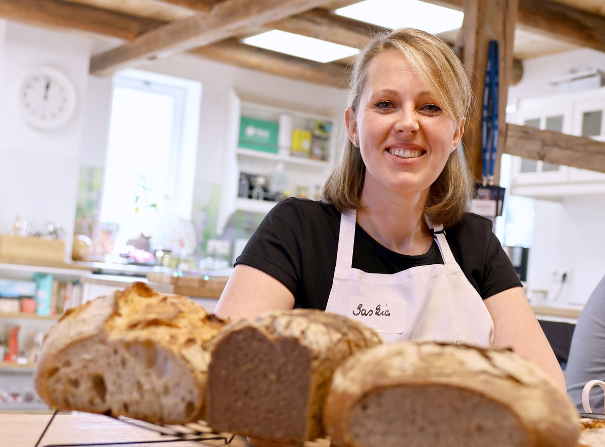 Saskia von Brotbackgeschichten mit Sauerteigbrot
